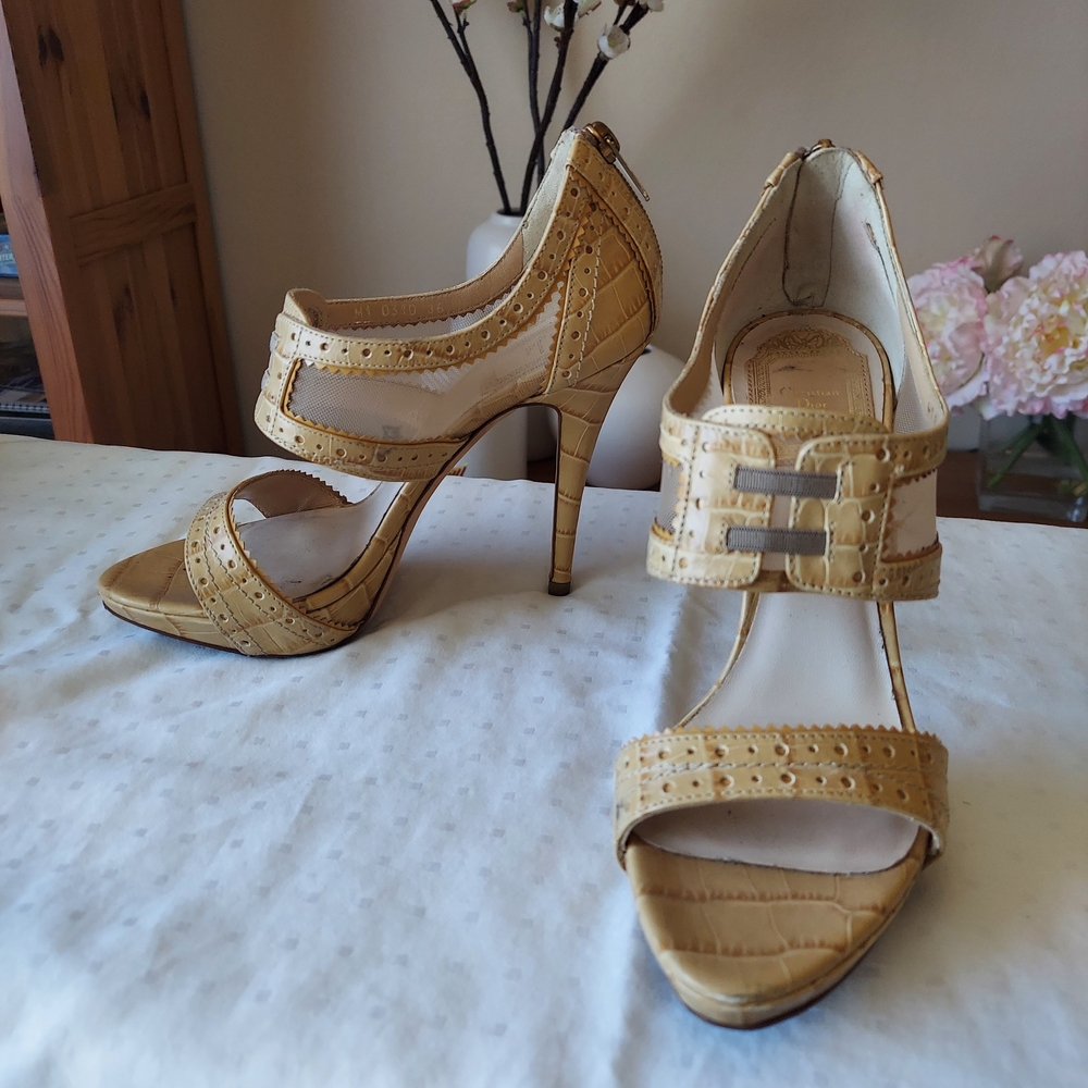 Dior Tan Stiletto Heels Sophisticated Design